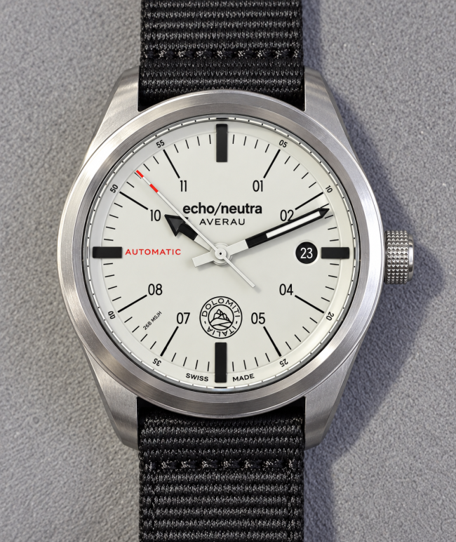 echo/neutra – AVERAU 39 3H Blanc Full Lume