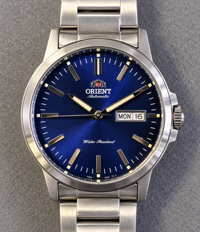 Orient Contemporary Commuter – Bleu Nuit