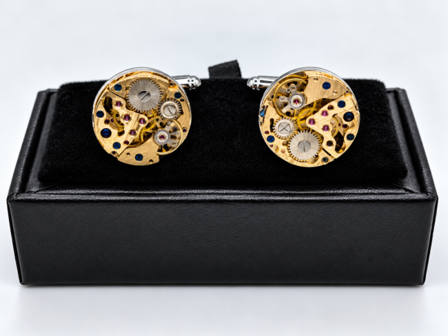 Boutons de manchette en mouvements de montres mécaniques vintage