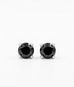 Gilgen &amp; Co - Puces d’oreilles en argent 925 et saphirs noirs naturels